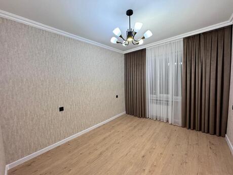 3 otaqlı köhnə tikili - Azadlıq Prospekti m. - 63 m²