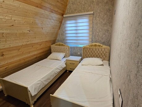 4 otaqlı həyət evi/bağ evi - Qəbələ - 120 m²
