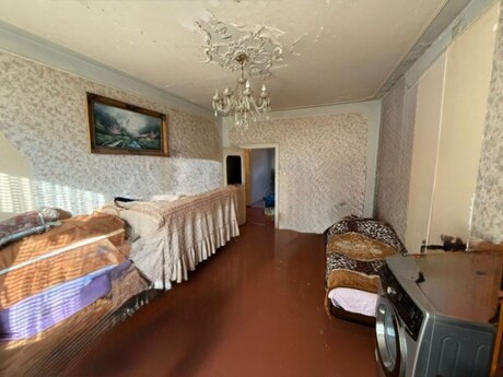4 otaqlı köhnə tikili - Nəsimi m. - 110 m²