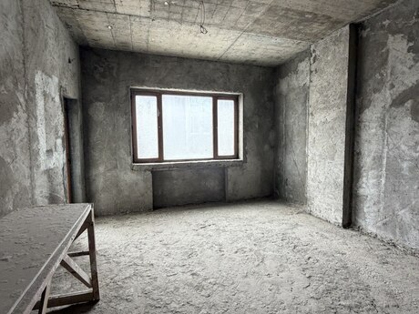 4 otaqlı yeni tikili - 28 May m. - 207 m²
