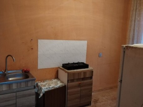3 otaqlı həyət evi/bağ evi - Hökməli q. - 110 m²