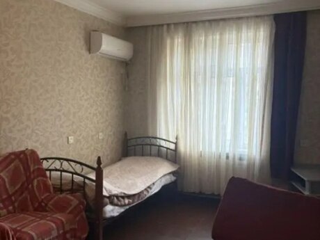 3 otaqlı köhnə tikili - Həzi Aslanov m. - 65 m²