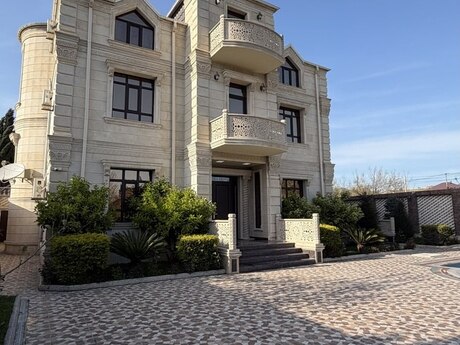 9 otaqlı həyət evi/bağ evi - Novxanı q. - 1000 m²