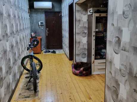 4 otaqlı köhnə tikili - Azadlıq Prospekti m. - 110 m²
