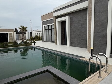 4 otaqlı həyət evi/bağ evi - Mərdəkan q. - 215 m²