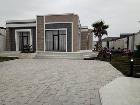 4 otaqlı həyət evi/bağ evi - Mərdəkan q. - 215 m²