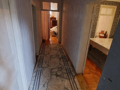 3 otaqlı köhnə tikili - 28 May m. - 80 m²