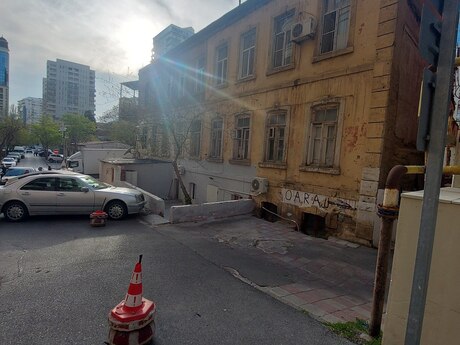 3 otaqlı köhnə tikili - 28 May m. - 80 m²