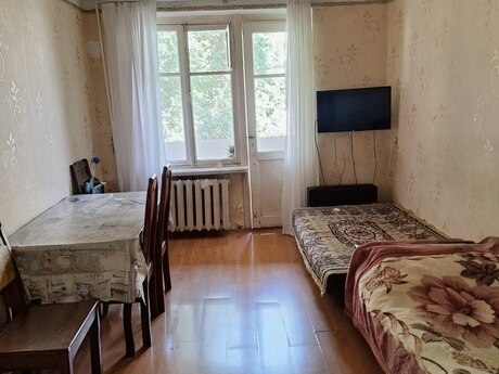 2 otaqlı köhnə tikili - Nərimanov r. - 60 m²