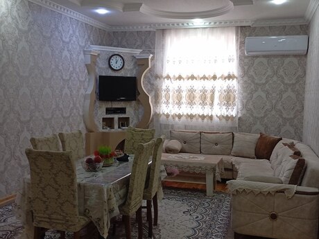 4 otaqlı həyət evi/bağ evi - Gəncə - 130 m²