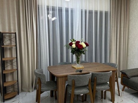 3 otaqlı həyət evi/bağ evi - Mərdəkan q. - 110 m²