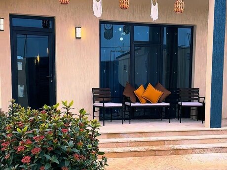 3 otaqlı həyət evi/bağ evi - Mərdəkan q. - 110 m²