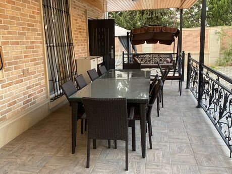 4 otaqlı həyət evi/bağ evi - Mərdəkan q. - 200 m²