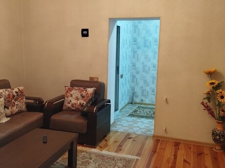 3 otaqlı həyət evi/bağ evi - Əmircan q. - 58 m²