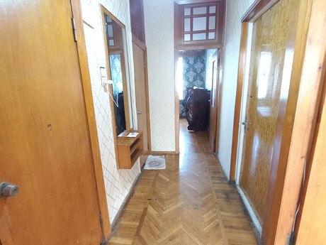 2 otaqlı köhnə tikili - Xalqlar Dostluğu m. - 70 m²