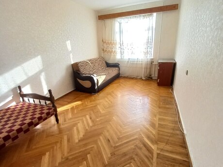 2 otaqlı köhnə tikili - Xalqlar Dostluğu m. - 70 m²