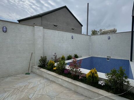 4 otaqlı həyət evi/bağ evi - Şüvəlan q. - 140 m²