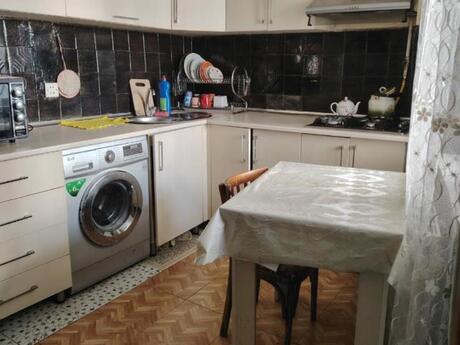 4 otaqlı həyət evi/bağ evi - 20 Yanvar m. - 100 m²