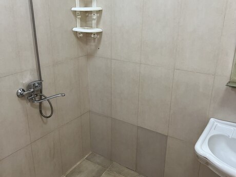 2-комн. вторичка - м. Иншаатчылар - 70 м²
