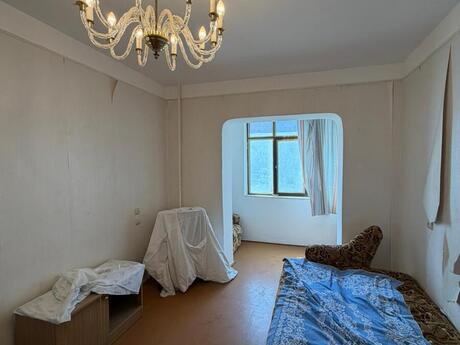 4 otaqlı köhnə tikili - İnşaatçılar m. - 100 m²