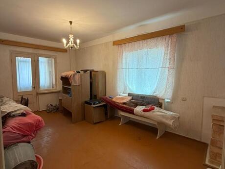 4 otaqlı köhnə tikili - İnşaatçılar m. - 100 m²
