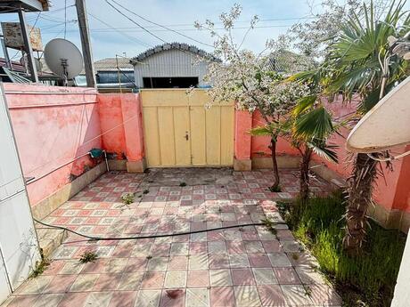 2 otaqlı həyət evi/bağ evi - Xırdalan - 70 m²