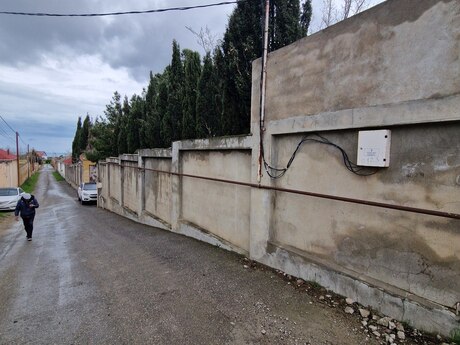 4 otaqlı həyət evi/bağ evi - Görədil q. - 241.6 m²