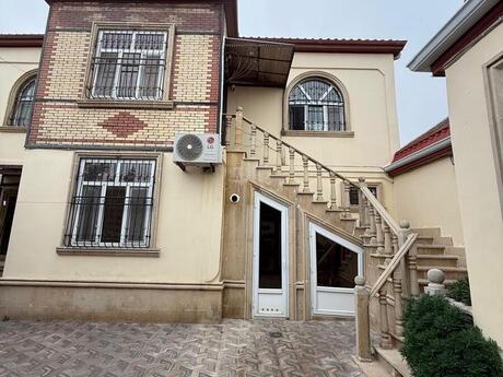 6 otaqlı həyət evi/bağ evi - Hövsan q. - 190 m²