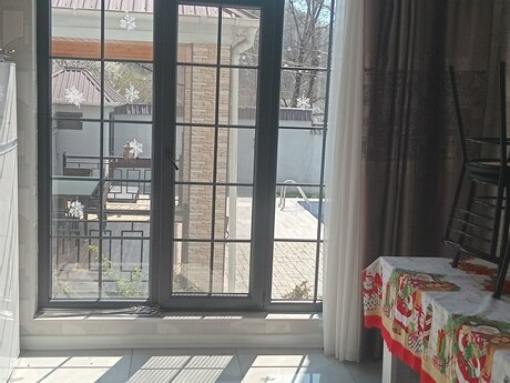 4 otaqlı həyət evi/bağ evi - Qəbələ - 180 m²