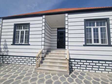 4 otaqlı həyət evi/bağ evi - Maştağa q. - 126 m²