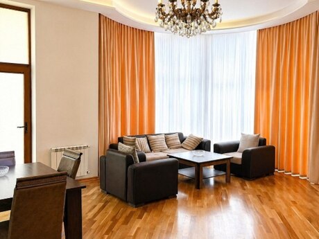 4 otaqlı yeni tikili - Sahil m. - 220 m²