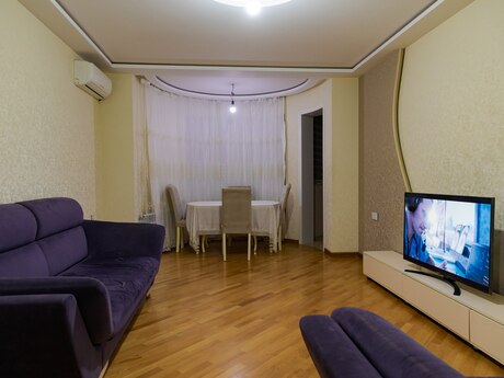 4 otaqlı yeni tikili - 8 Noyabr m. - 100 m²