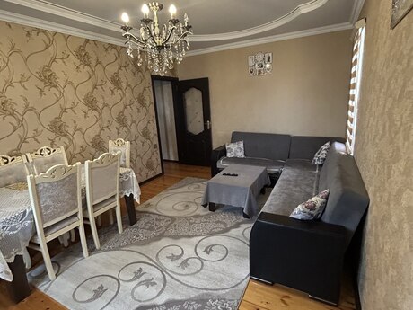 2 otaqlı köhnə tikili - Yeni Günəşli q. - 60 m²