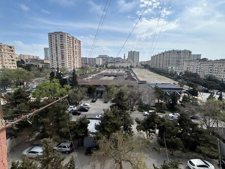 2 otaqlı köhnə tikili - Yeni Günəşli q. - 60 m²