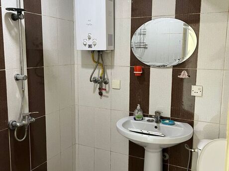 2 otaqlı köhnə tikili - Neftçilər m. - 60 m²