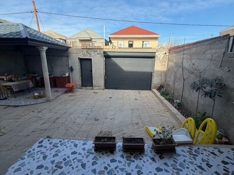 4 otaqlı həyət evi/bağ evi - Biləcəri q. - 180 m²