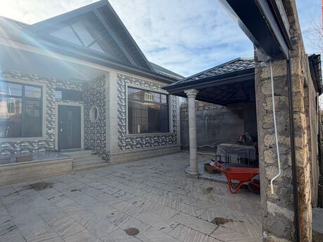 4 otaqlı həyət evi/bağ evi - Biləcəri q. - 180 m²
