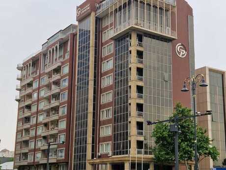 4 otaqlı yeni tikili - Şah İsmayıl Xətai m. - 185 m²