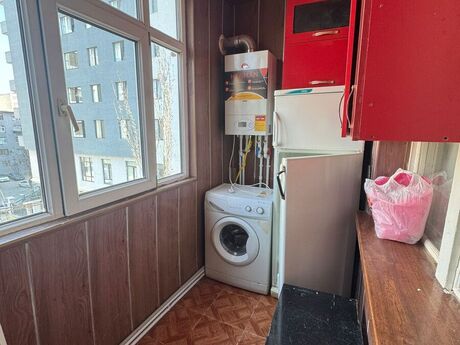 2 otaqlı köhnə tikili - Memar Əcəmi m. - 68 m²