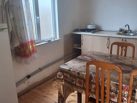 1 otaqlı həyət evi/bağ evi - Sumqayıt - 40 m²