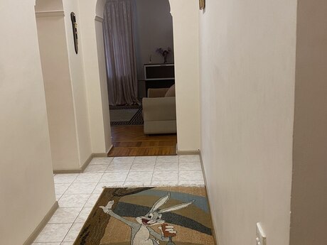 2 otaqlı köhnə tikili - İçəri Şəhər m. - 50 m²