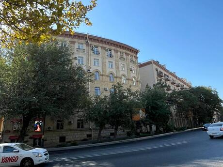 2 otaqlı köhnə tikili - Nizami m. - 60 m²