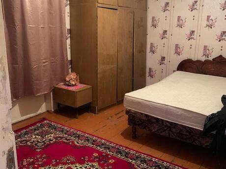 3 otaqlı köhnə tikili - Həzi Aslanov q. - 60 m²
