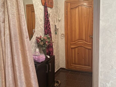 1 otaqlı köhnə tikili - Elmlər Akademiyası m. - 33 m²