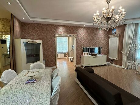 6 otaqlı həyət evi/bağ evi - Novxanı q. - 420 m²