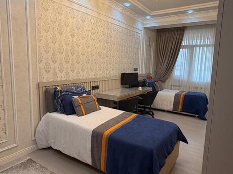 4 otaqlı yeni tikili - Memar Əcəmi m. - 200 m²