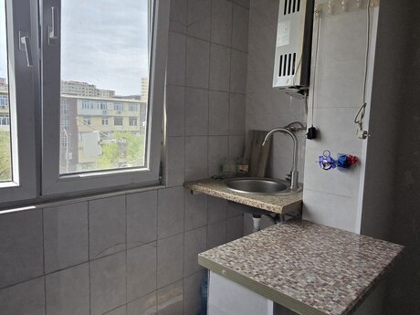 2 otaqlı köhnə tikili - Xırdalan - 42 m²