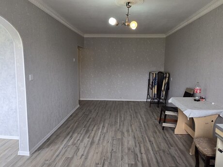 2 otaqlı köhnə tikili - Xırdalan - 42 m²