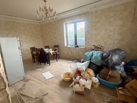 3 otaqlı həyət evi/bağ evi - Buzovna q. - 105 m²