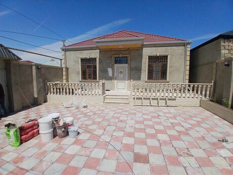 3 otaqlı həyət evi/bağ evi - Binə q. - 100 m²
